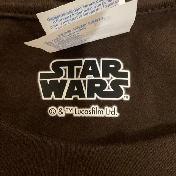 Star Wars Large Short-sleeved T-shirt | EUC - Picture 3 of 6